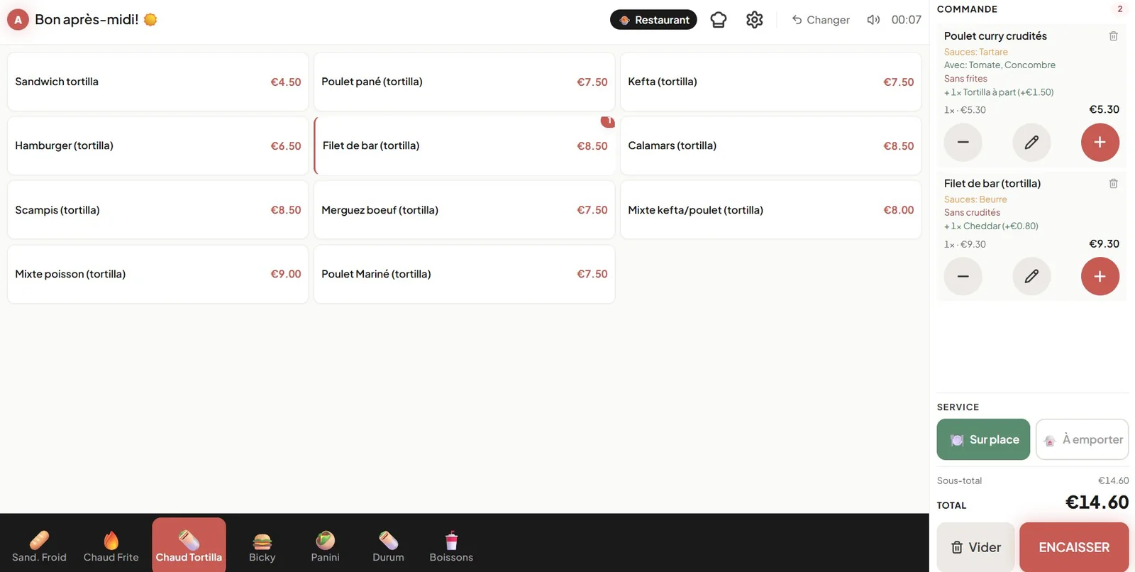 Kassa-app (POS) van AFILAL op tablet: een bestelling met sauzen, supplementen en 'zonder'-opties, klaar om af te rekenen